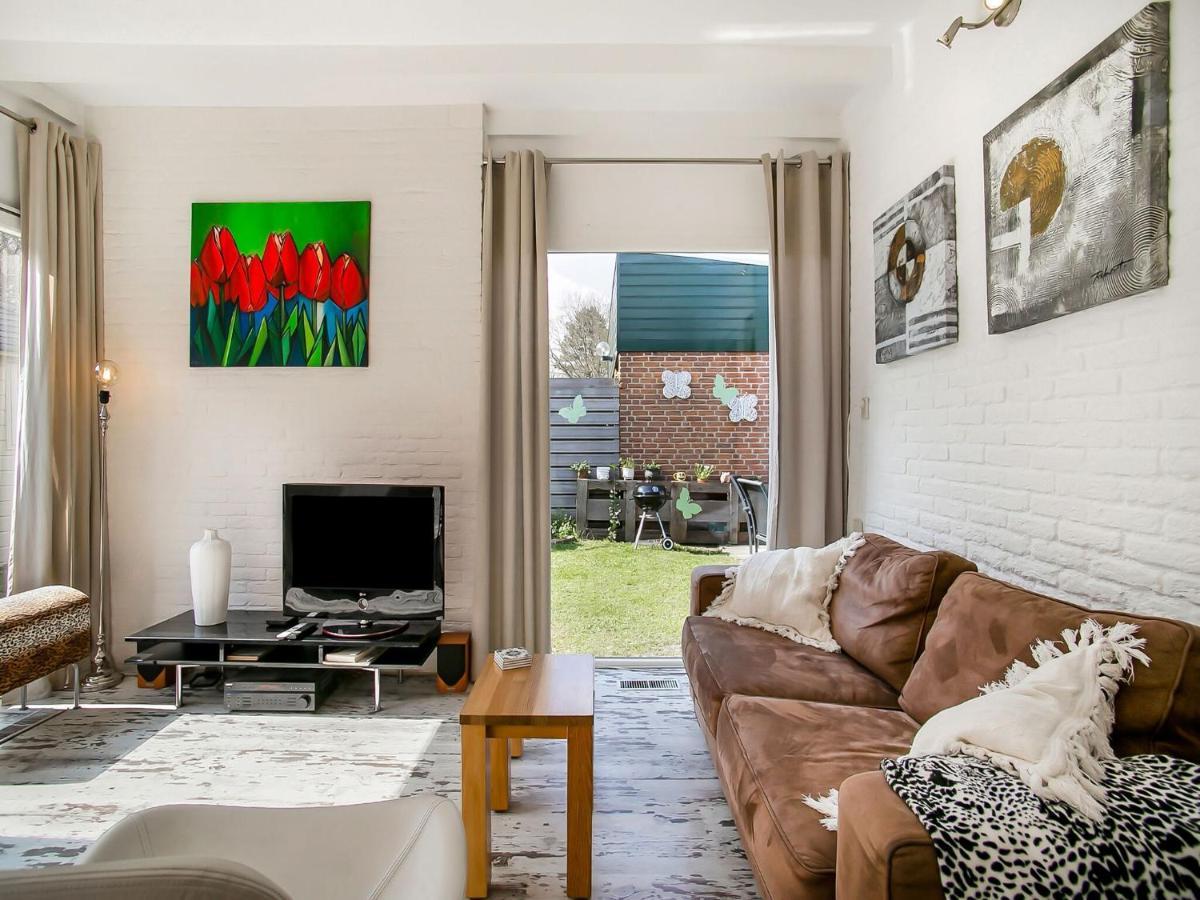 Lovely Bungalow In Noordwijkerhout With Garden Exterior foto